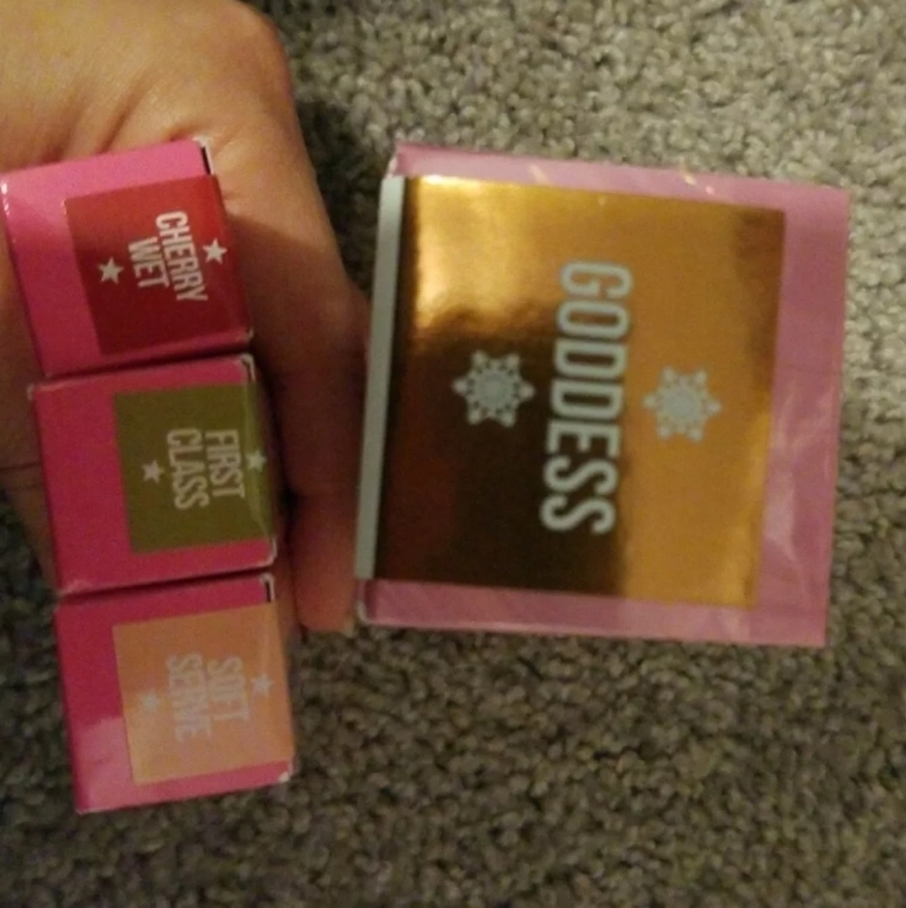 Jeffree star bundle